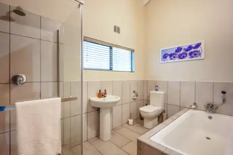 Civet Family Room | Bushbaby Valley Lodge