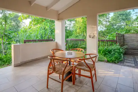 Honeymoon Suite | Bushbaby Valley Lodge