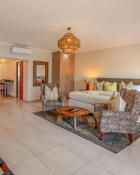 Porcupine Deluxe Room | Bushbaby Valley Lodge