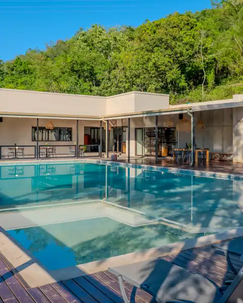 Bushbaby Valley Lodge