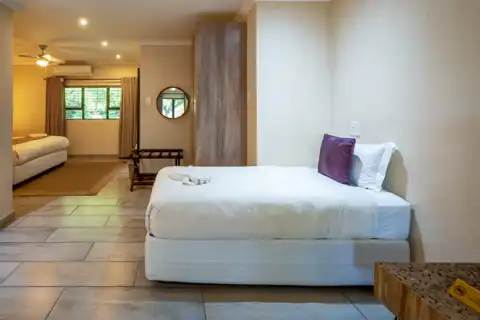 Springhare Family Room | Bushbaby Valley Lodge